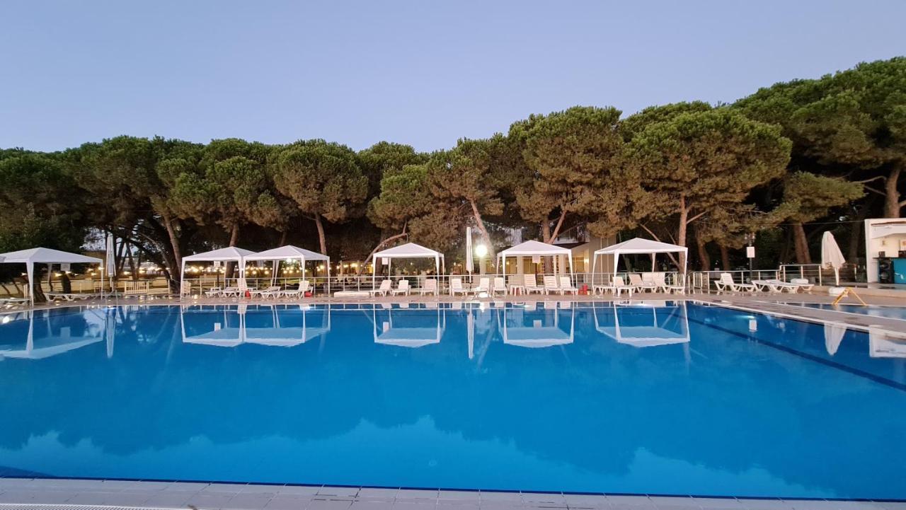 Sporkoey Hotel & Beach Club Darıca Buitenkant foto